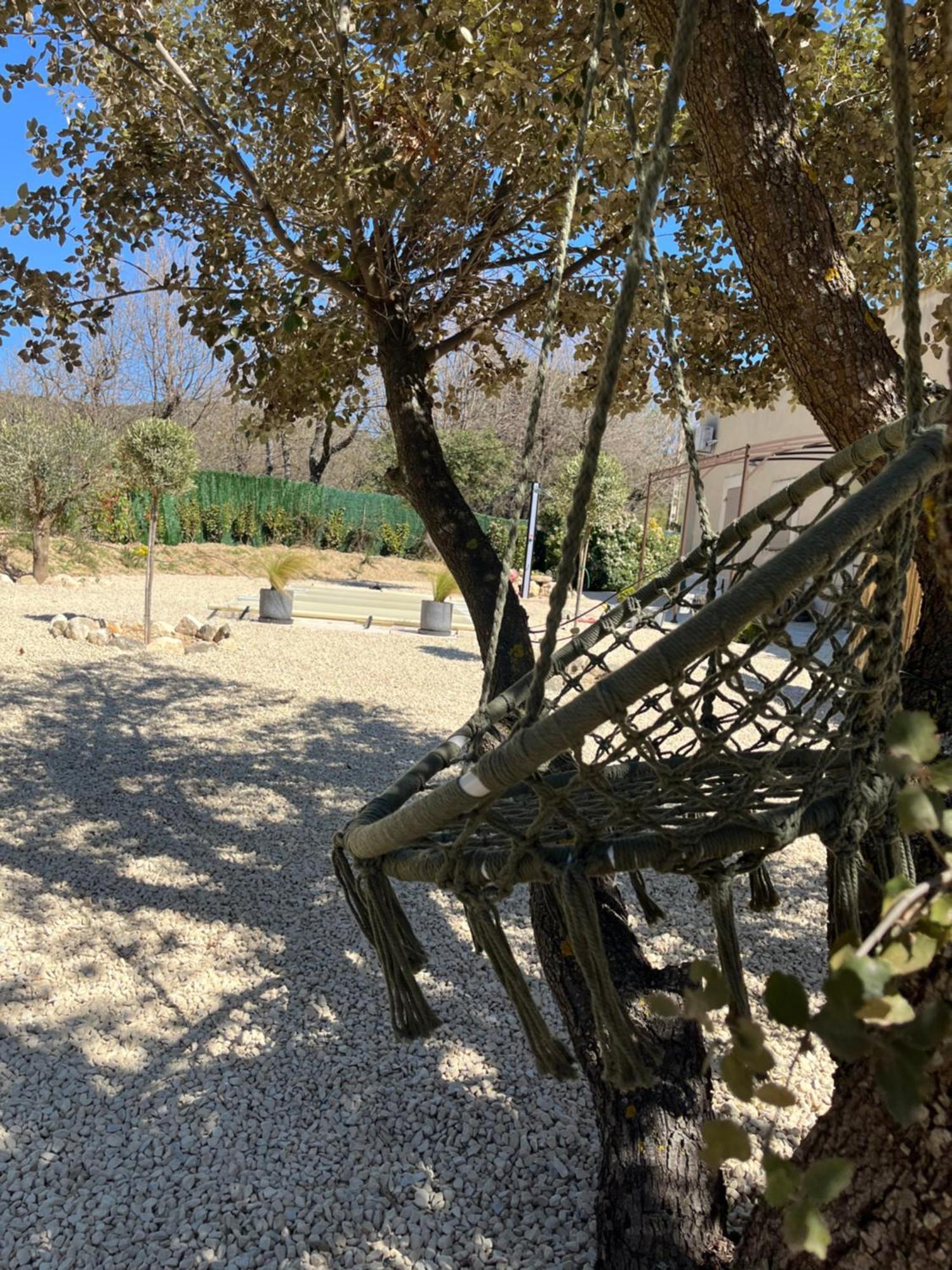 Appartement L'AMANDERAIE à côté de LOURMARIN en LUBERON à Cadenet Extérieur photo