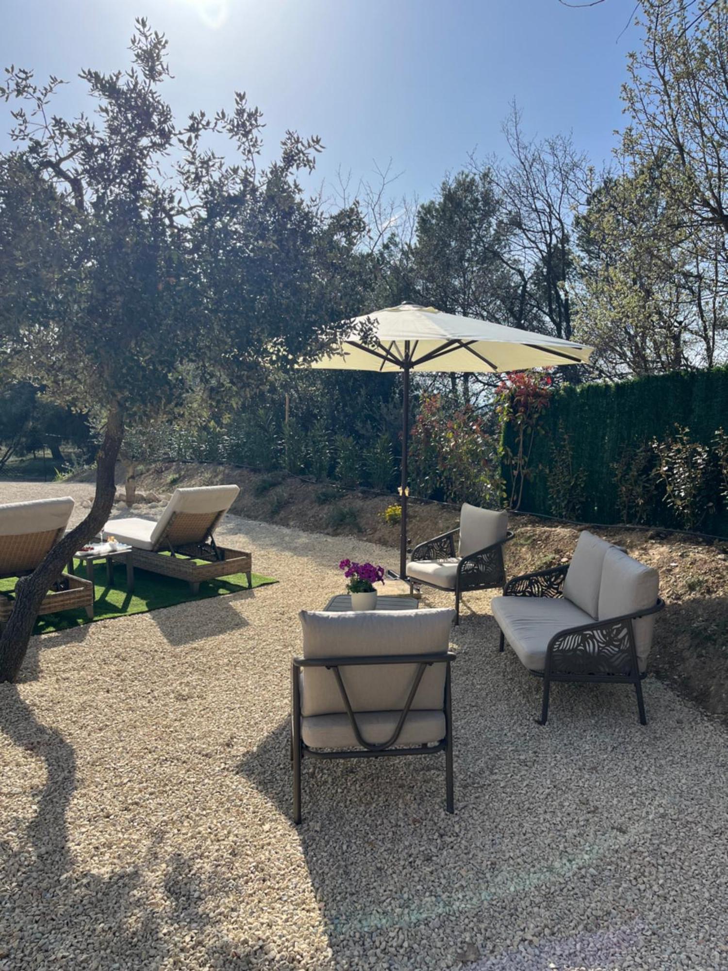Appartement L'AMANDERAIE à côté de LOURMARIN en LUBERON à Cadenet Extérieur photo