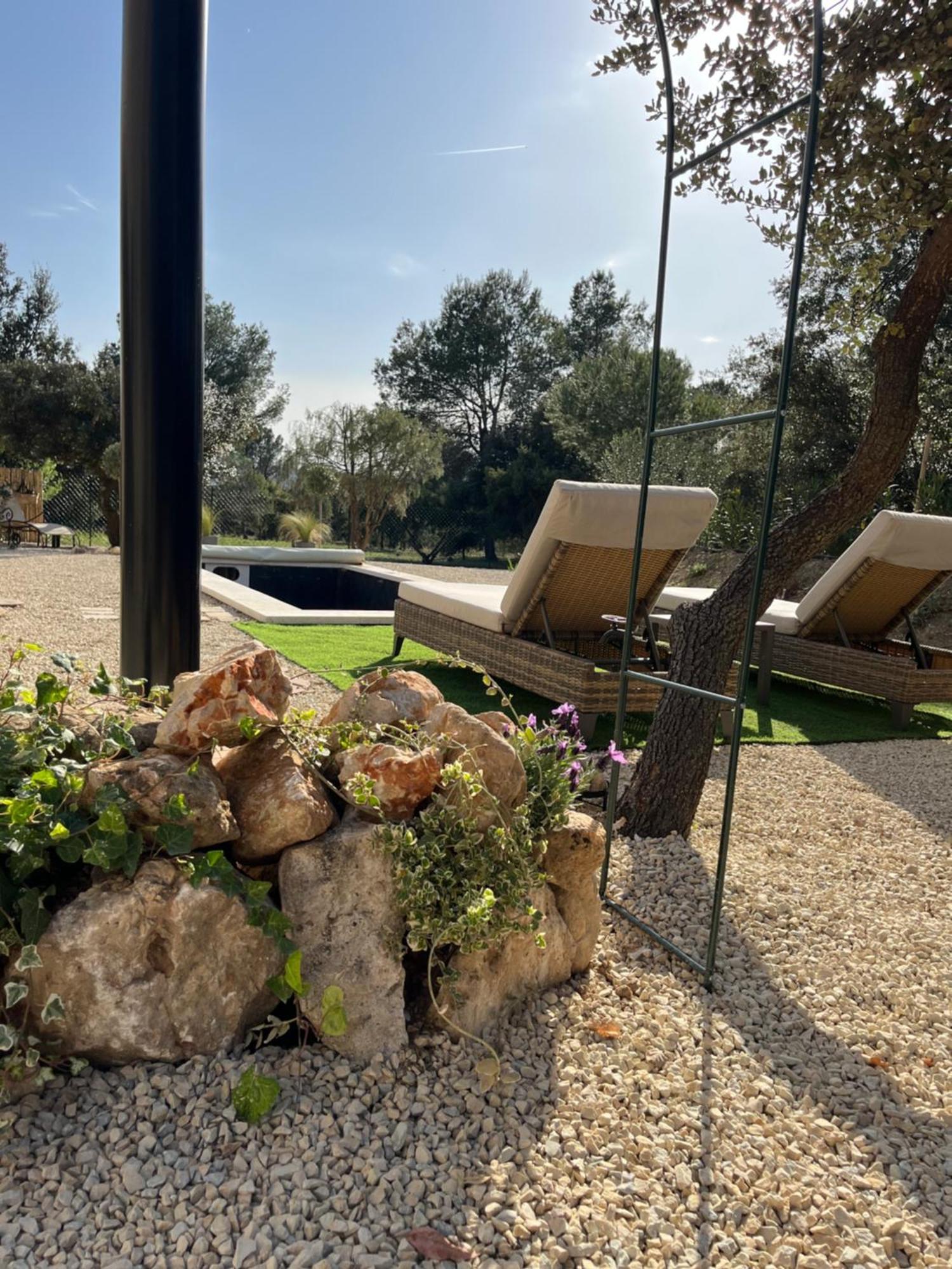 Appartement L'AMANDERAIE à côté de LOURMARIN en LUBERON à Cadenet Extérieur photo