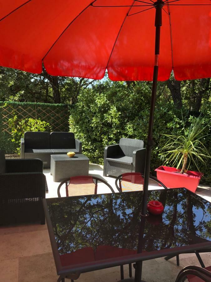 Appartement L'AMANDERAIE à côté de LOURMARIN en LUBERON à Cadenet Extérieur photo